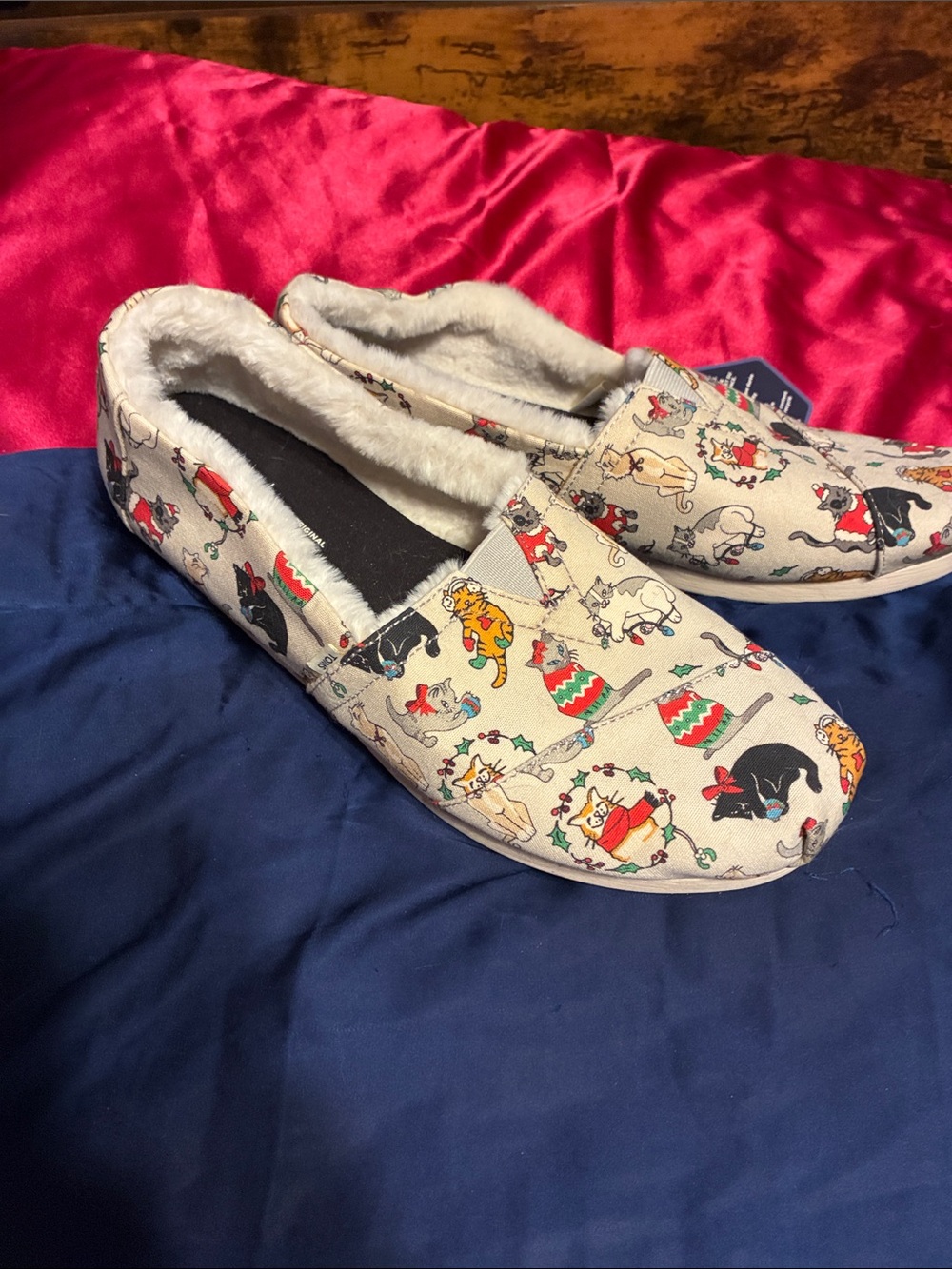 Toms Cream Canvas Slip-On Shoes with Multi-Color Holiday Cat Print